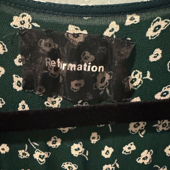 Reformation Carina Midi Dress in Green - Picture 3 of 5